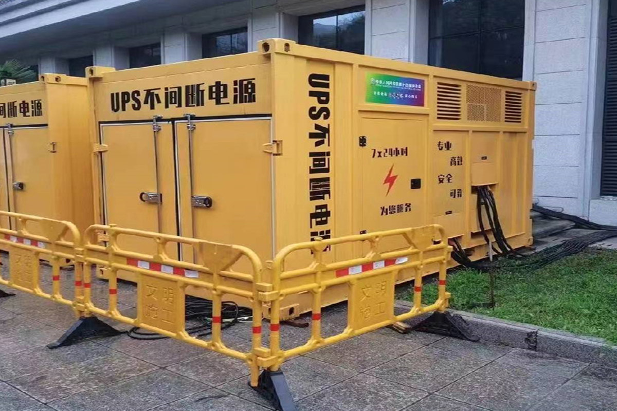 文峰发电机租赁施工现场